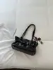 Bolso cruzado retro con remaches para debajo del brazo para mujer, nuevo bolso tote de moda de gran capacidad para el día a día 2026, bolso de hombro de alta gama