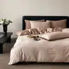 Conjunto de quatro peças em jacquard a ar 100% algodão de fibra longa, cetim 100% algodão, lençol e capa de edredom com toque sedoso