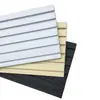 Tablero ranurado de plástico PVC Tablero ranurado decorativo Gancho de pared Accesorios para teléfono móvil Soporte de exhibición de instrumento musical Tarjetero Estante