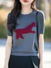 Nova Lã Fina Tricotada à Mão Padrão Cavalinho Manga Curta Feminina Solta Emagrecimento Estilo Suave Chique Camiseta de Tricô Feminina