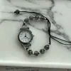 Novo Produto Mais Vendido, Relógio Digital Feminino da Moda, Relógio para Meninas, Relógio para Provas de Estudantes, Design com Corrente de Contas Retrátil