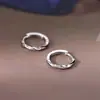 Pendientes de Aro Lisos con Pasador de Plata 925 para Mujer 2025 Nuevo Popular Diseño de Nicho Pendientes de Gama Alta Pendientes de Lujo Accesible