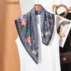 Pañuelo Cuadrado Pequeño de Alta Gama Estilo Francés para Mujer, Bufanda para Cuello de Verano y Otoño, Pañuelo de Seda para Protección Solar en Sesiones de Fotos en la Playa y la Costa, Cinta para el Cabello, Banda