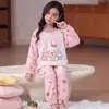 Conjunto de Pijama de Coral Fleece con Cuello Redondo de Dibujos Animados para Niñas, Popular, Manga Larga, Invierno, Franela, para Estudiantes de Secundaria