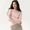 Nova coleção de outono: suéter de malha de cashmere feminino, gola redonda, design canelado, caimento justo, estilo pullover, simples e elegante, e valoriza a silhueta
