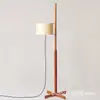 Luminária de Piso de Madeira Maciça Usada para Quarto Sala de Estar Designer Ajustável SantaTMM Estilo Wabi-Sabi Atmosfera Retrô Luminária de Mesa