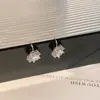 Pendientes de Girasol de Moda y de Alta Gama, Pendientes Sencillos y Versátiles para Mujer, Diseño de Moda, Pendientes Pequeños, Exquisitos y Sencillos