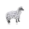 Broche de Perla de Cordero Estilo Europeo y Americano con Base Negra Gunmetal, Accesorio de Nicho de Lujo Ligero para Abrigos y Trajes, Accesorios de Vestir Versátiles al por Mayor