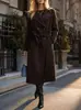 Abrigo largo de lana cruzado de color marrón oscuro para mujer, con cintura ceñida y detalle de cinturón, que llega por debajo de la rodilla, perfecto para otoño e invierno, exudando un estilo sofisticado y profesional