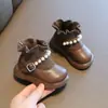 Zapatos de Caminar de Moda para Niños Colección Otoño/Invierno 2025 Botines Cálidos con Forro de Felpa para Niñas Zapatos de Caminar Zapatos Versátiles para Niños Pequeños