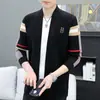 Suministro directo de fábrica moda popular transfronteriza suéter cárdigan con patrón de letras de personalidad suéter abrigo para hombre