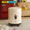 Lixeira fofa de desenho animado com rodas, grande capacidade para uso doméstico, adequada para sala de estar e quarto, recipiente de armazenamento em formato de torrada, maçã ou gato