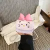 Outono 2026 Nova Moda Simples Desenho Animado Japonês Fofo Mini Bolsa Quadrada PU Carteira de Moedas Transversal com Laço