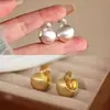 Brincos de Orelha Brilhantes de Diamante com Camada Dupla de Luxo Leve, Presilhas de Orelha Indolores de Nicho de Alta Qualidade, Design Empilhável Exquisito, Brincos Versáteis