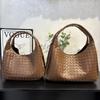 2026 Bolso de Cuero Genuino Nuevo para Mujer, Bolso de Hombro Tejido con Cordones Retro Moderno, Mayorista Fabricante Transfronterizo