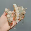 Grampo de Cabelo com Borla de Camélia Feminino High-end Presilha de Tubarão Placa Traseira da Cabeça Pegador de Cabelo Acessório de Cabeça Novo Estilo