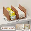 Estante de almacenamiento de cocina para film plástico y papel absorbente de grasa, almacenamiento para huecos estrechos de gabinetes para bolsas de plástico, almacenamiento apilable y en capas para condimentos