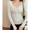 Foto Real # Camiseta Preta de Manga Longa com Decote em V para Mulheres, Novo Estilo de Primavera, Top Slim Fit com Patchwork de Renda