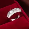 Anillo Minimalista de Moda Transfronterizo Nuevo con Diseño Tachonado de Diamantes, Sensación de Alta Gama, Fresco y Único Estilo Ins, Anillo de Cola Versátil de Marca