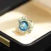 Nuevo Broche de Rosa Azul con Goteo de Aceite de Alta Gama, Exquisito, Compacto y Versátil Pin de Flor, Pin de Solapa para Mujer