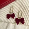 Pendientes de Terciopelo Borgoña Otoño e Invierno con Lazo y Perlas, Elegantes y Únicos, Festivos de Año Nuevo Dulces Versátiles