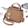 Bolsa Feminina Bross-Border Pequena de Mão Exportação 2025 Nova Moda Simples Bordado em Linha Feminino Bolsa de Ombro Único Transversal Tendência