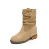 Botas Retrô Planas Melanoides Femininas 2026 Outono Inverno Novas Botas Versáteis de Camurça Jeans Salto Bloco Botas Casuais com Fivela