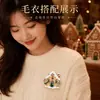 Broche Creativo de Casa de Jengibre Navideña Exquisito Pin de Dibujos Animados Regalo de Navidad para Niñas Mejores Amigas Accesorio Festivo