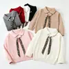 Suéter de punto para niña con cuello y estampado ondulado, cómodo y amigable con la piel, suéter infantil con cintas de perlas, tejido casual para niñas