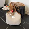 Bolso de Hombro y Mano para Mujer, Versátil, de Felpa y Elegante, para Estudiantes, Otoño e Invierno, Gran Capacidad, Clase 2025