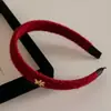 Faixa de Cabeça de Lã Tricotada Urso Retrô Suave Outono e Inverno Temperamento de Alto Padrão Faixa de Cabeça Versátil para Sair Presilhas de Cabelo Acessórios de Cabelo para Mulheres
