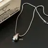 Lágrimas de la Diosa Luna Collar Vintage de Oro Cepillado con Forma de Gota de Agua con un Diseño Retro, Elegante y Lujosa Nueva Cadena para la Clavícula