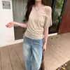 Camiseta feminina de ombro a ombro suave estilo coreano, fina de verão, macia, amiga da pele, slim fit, design irregular curto