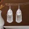 Aretes Étnicos Imitación Plata Miao Aretes Retro Largos con Borlas Atracciones Aretes Estilo Antiguo Aretes Miao para Mujer Venta al por Mayor