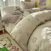 Juego de Cama de Invierno de Cuatro Piezas Manta de Leche Engrosada Felpa de Doble Cara Funda Nórdica Sábana Bajera de Felpa de Coral Sábana Funda Nórdica de Tres Piezas