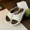Sandalias de Dedo de Lunares de Moda para Mujer, Nuevas Sandalias de EVA Suaves Antideslizantes de Verano para Interiores y Uso al Aire Libre