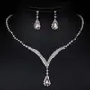 Collar Geométrico Europeo y Americano Transfronterizo Incrustado de Diamantes, Lujo Ligero, Gama Alta, Cadena Sencilla para Clavícula, Temperamento de Moda, Joyería de Collar Versátil
