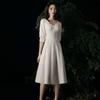Vestido de Noche Blanco Estilo Nuevo de Gama Alta Estilo Francés de Satén para Mujer para Registro de Matrimonio, Banquete de Compromiso y Ceremonia de Mayoría de Edad