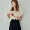 Nuevo top corto de gasa de estilo suave para mujer, fruncido, holgado, que cubre los hombros, mangas cortas abullonadas, elegante blusa de color liso para ir al trabajo