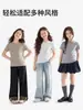Camiseta de verano de manga corta y cuello redondo para mujer y niños, con corte regular, alta elasticidad, tacto cómodo y un diseño relajado y sin restricciones. Un top básico de color liso