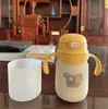Funda Protectora Especial de Silicona para Tazas con Ositos, Sonrisa Abierta, Doble Bebida, Taza Infantil Resistente al Desgaste, Variedad de Fundas Antideslizantes para Tazas de Agua al por Mayor