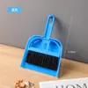 Cepillo de Limpieza para Barrer Escritorio del Hogar Cepillo para Teclado con Recogedor Juego de Escobas Pequeñas Escoba para Mascotas Escoba para Limpiar Jaulas