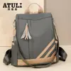 Mochila Antirrobo para Mujer 2025 Nueva Moda Bloqueo de Color Mochila de Cuero Suave para Viajes Urbanos Bolsa Escolar Multiusos