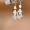 Pendientes de Plata Imitación de Yunnan y Guizhou Pendientes de Estilo Étnico Ganchos de Oreja Retro de Pavo Real Accesorios de Pendientes Retro Suministro para Lugares Turísticos Regalos