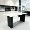 Conjunto de mesa de jantar minimalista com tampo de pedra preto fosco, adequado para apartamentos pequenos, estilo de luxo leve, ideal para uso doméstico ou imóveis para aluguel, mesa de jantar retangular