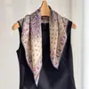 ¡Vibras Elegantes y Clásicas! Bufanda de Seda y Lana de Lujo Ligero para Mujer, Bufanda Cuadrada Multifuncional de Seda y Lana para Primavera y Otoño, Pañuelo Decorativo para el Cuello