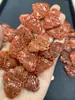 Jadeíte vermelho esculpido à mão corrente de clavícula oca pingente pequeno making diy estilo nacional material de brinco de jade
