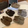 Pantuflas para mujer modelo otoño e invierno 2026, totalmente cerradas, con aumento interno de altura, pantuflas perezosas sin cordones