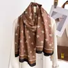 Nuevo Artículo Popular Bufanda de Algodón y Lino con Bloques de Color para Mujer, Delgada Versátil para Primavera y Otoño, Chal Largo Protector Solar, Bufanda de Cuello al por Mayor