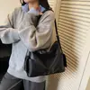 Moda Transfronteriza Bolso de Mujer 2025 Otoño e Invierno Nuevo Versátil Bolso de Axila Gran Capacidad Bolso de Axila para Viajes Diarios Bolso de Hombro